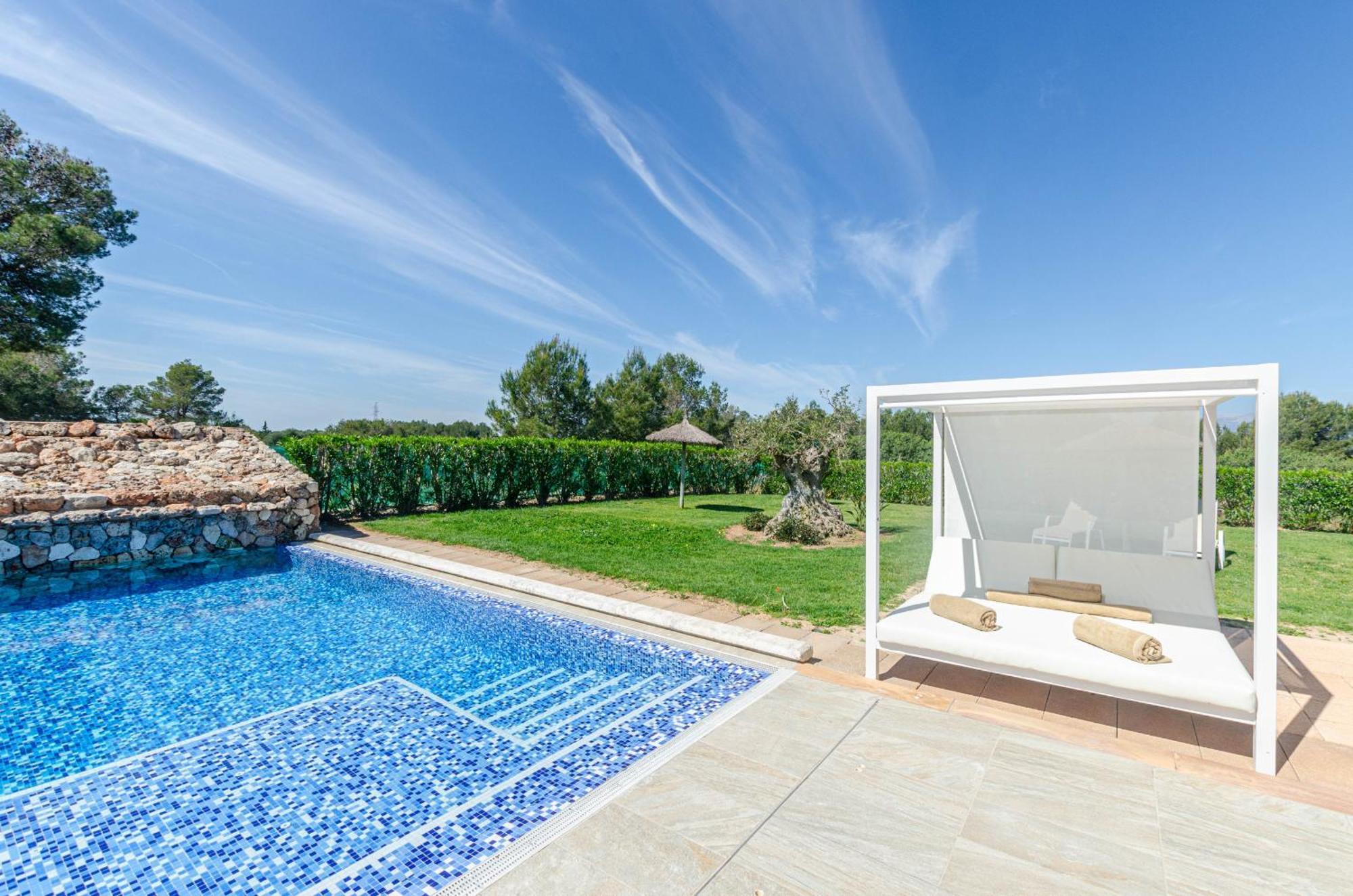 Yourhouse Romani Villa มูโร ภายนอก รูปภาพ